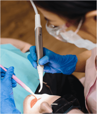 Herausgeschlagene Zähne