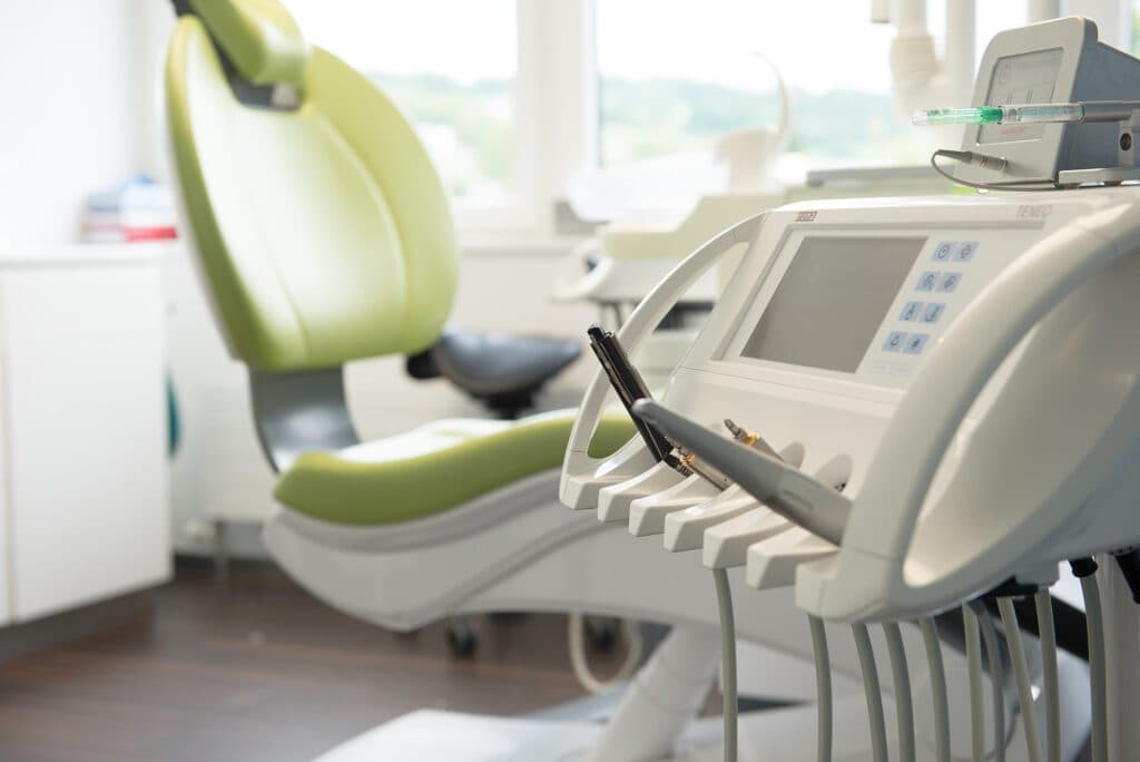 Zahnarztpraxis Bülach 3