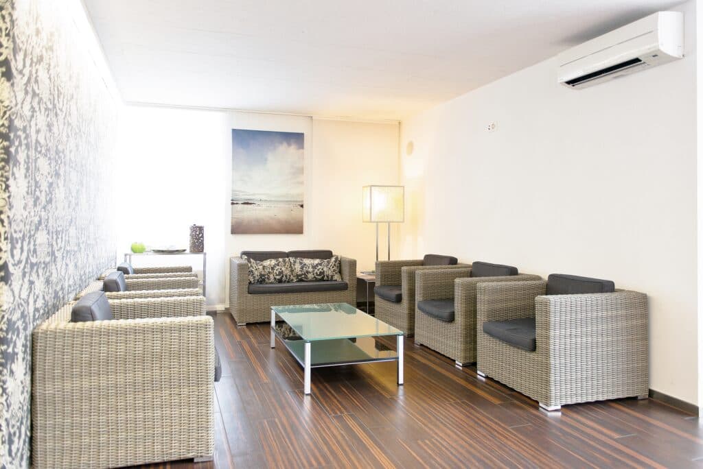 Zahnarztpraxis Bülach 5