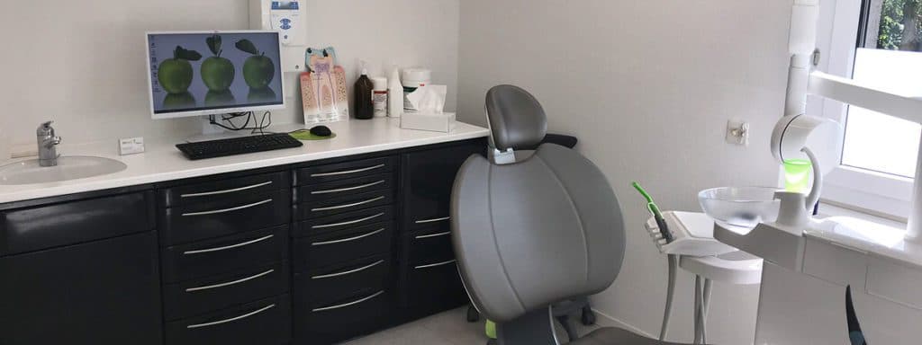 Zahnarztpraxis Winterthur-Seen 4