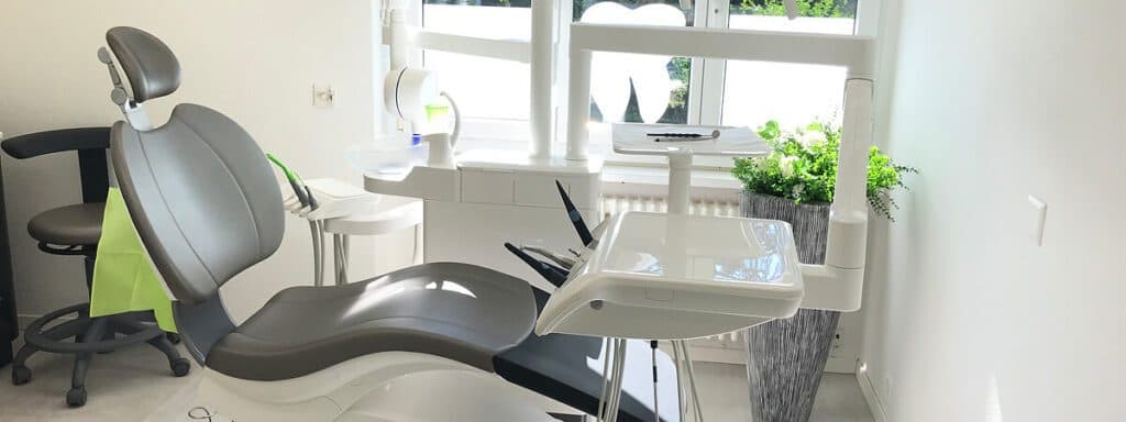 Zahnarztpraxis Winterthur-Seen 5